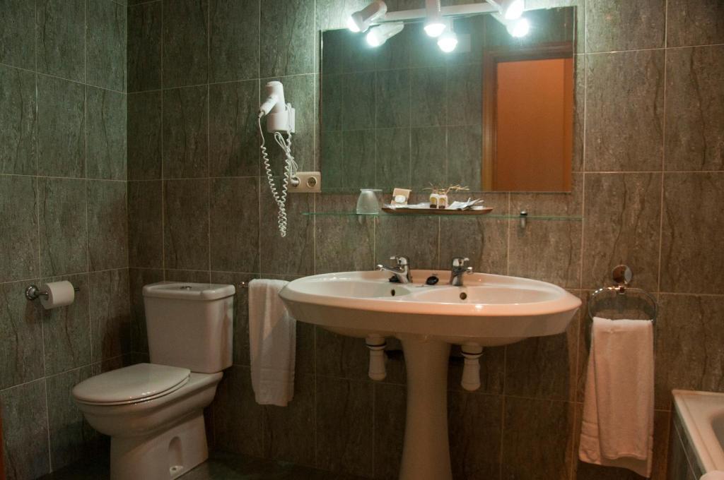 Hotel Amoretes La Molina  Room photo