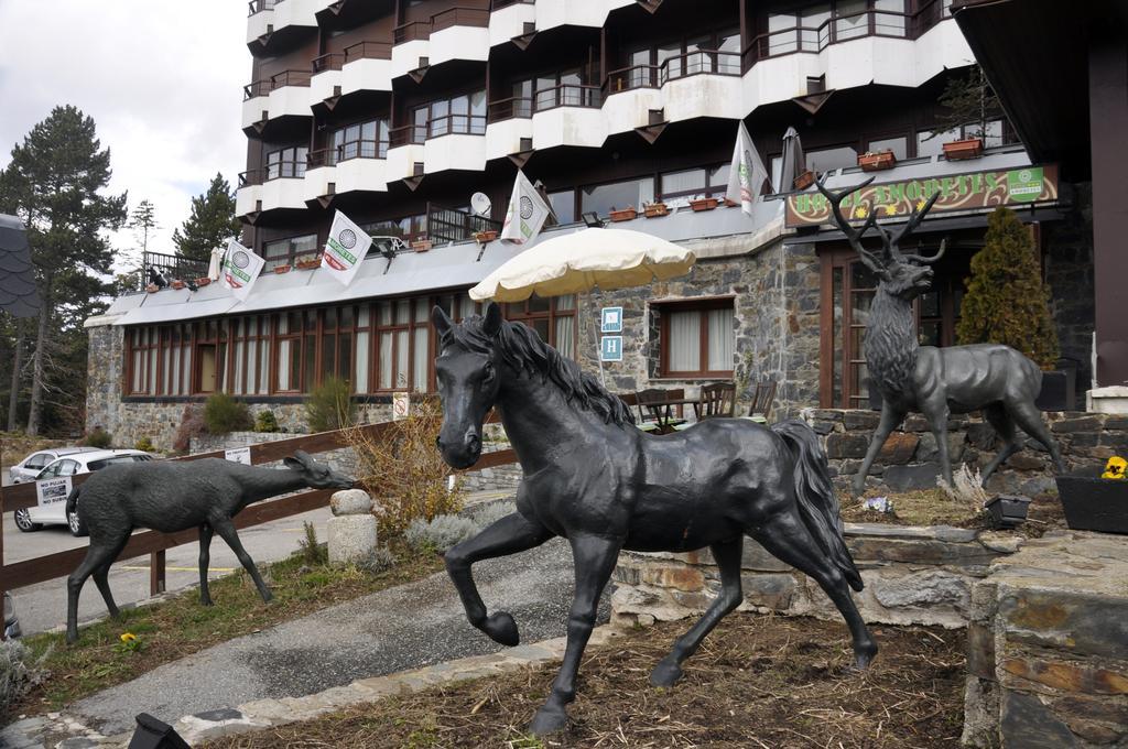 Hotel Amoretes La Molina  Exterior photo
